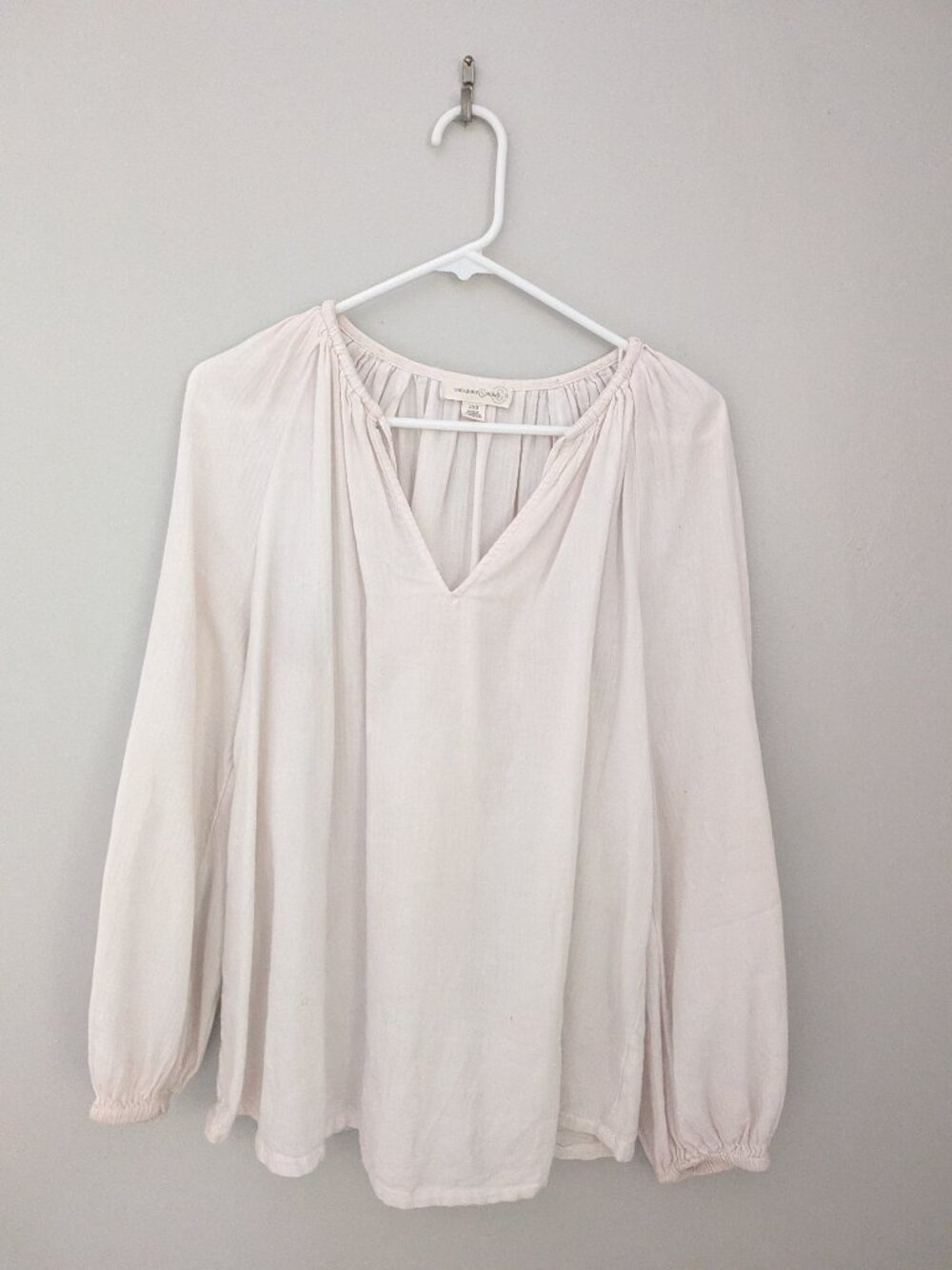 Treasure & Bond Bohemian Romantic White V-Neck Long Sleeve Gauze Blouse Size XXS